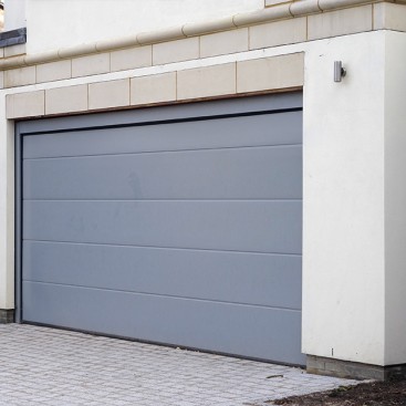 evolution concepts Claygate Garage Door
