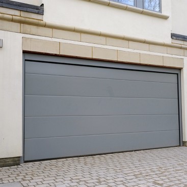 evolution concepts Claygate Garage Doo