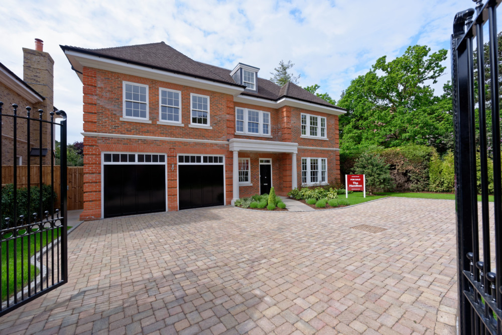 Antler Homes The Hamilton Portfolio Capital Garage Doors